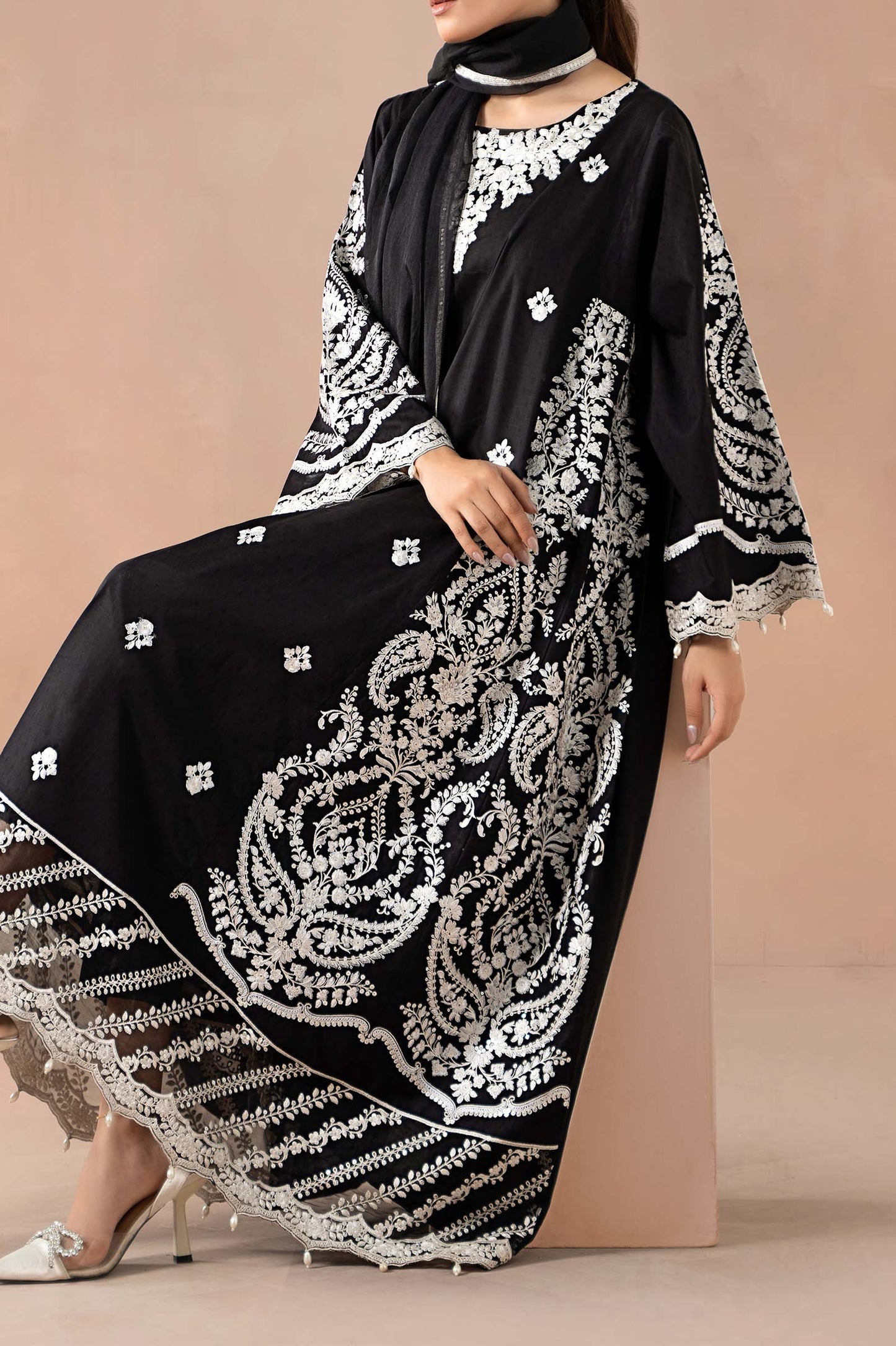 Maria.B. DW-MN24-04R1 — Embroidered Self Jacquard Stitched 3-Piece Suit in Black | Monochrome