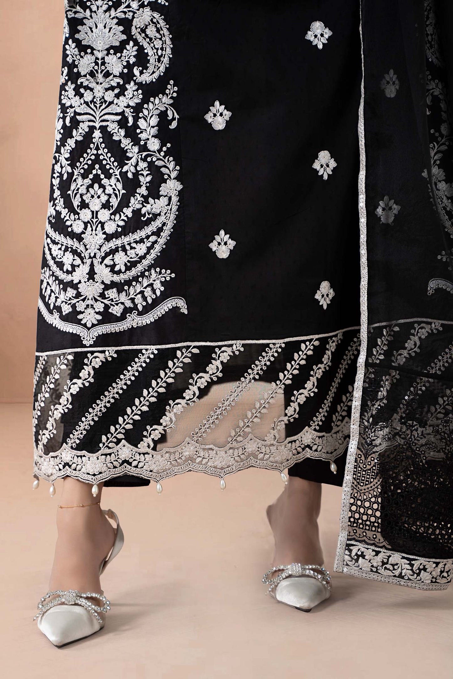 Maria.B. DW-MN24-04R1 — Embroidered Self Jacquard Stitched 3-Piece Suit in Black | Monochrome