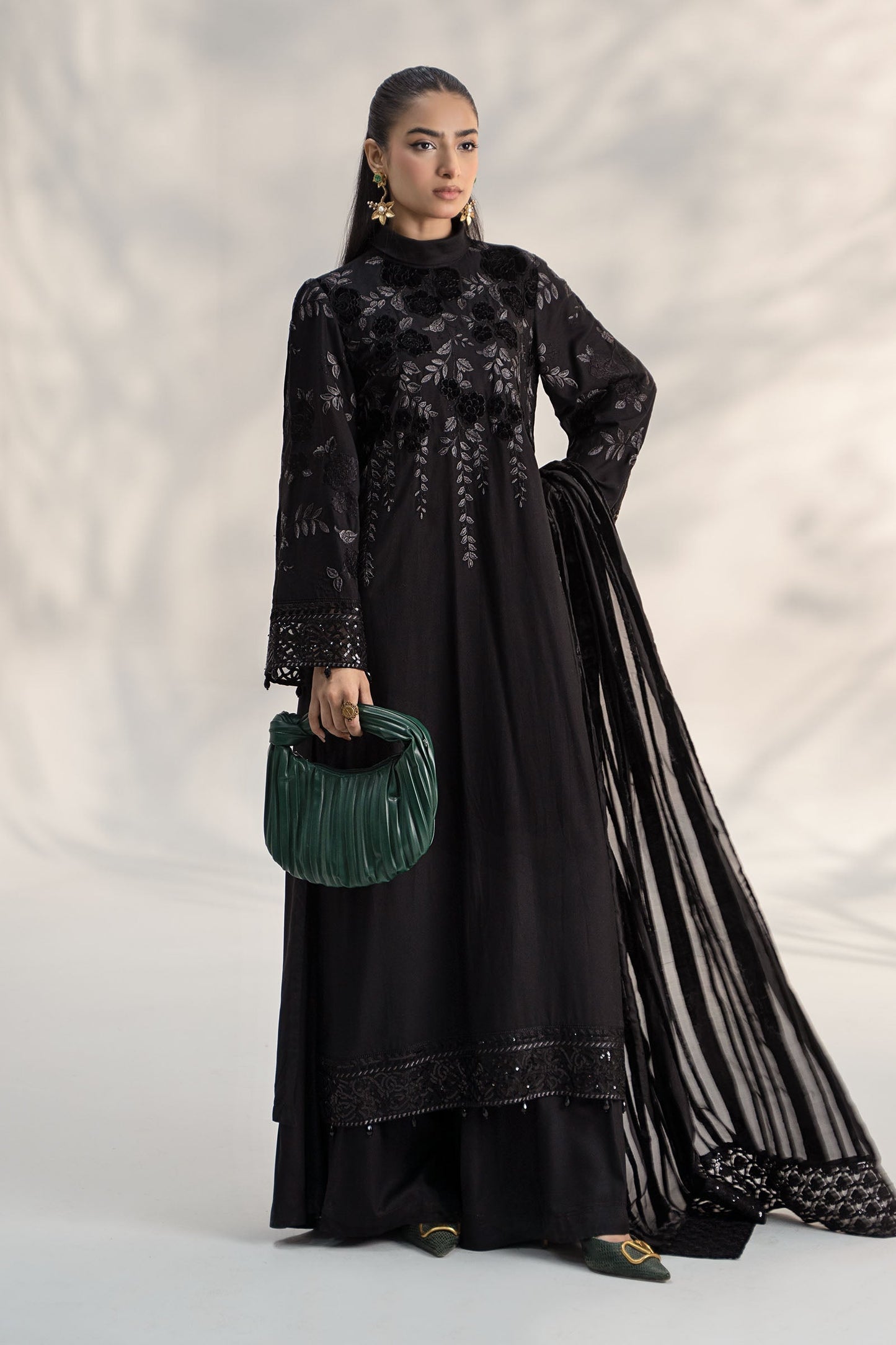 Maria.B. DW-W24-103 | Embroidered Linen Stitched 3-Piece Suit in Black | Zahra Apparel Collection