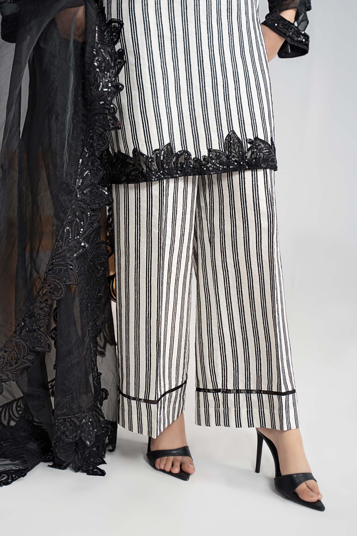 Maria.B. DW-W25-33 — Embroidered Cotton Velvet Stitched 3-Piece Suit in Off-White with Black Dupatta